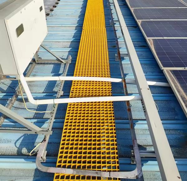 40*40*30mm Solar roof top panel mesh pedestrian walkway fiberglass grating FRP solar walkway