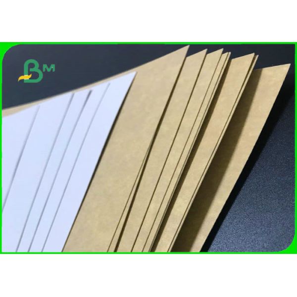 La categoría alimenticia 325GSM 350GSM C1S cubrió el tablero de Kraft para las cajas secas de la comida