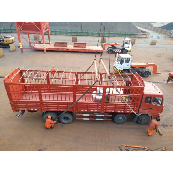 DFL 1311 8x4 Cargo Van Truck LHD / RHD Lattice Fence Truck For Animal Transportation