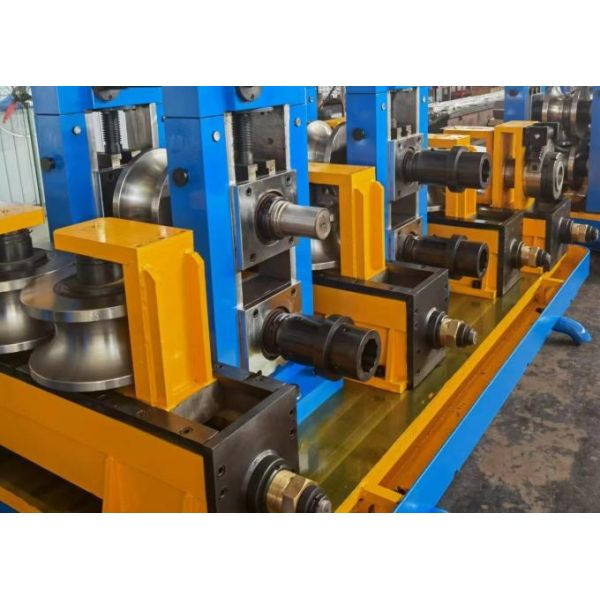 Le moulin à tubes de précision La machine de formage de tubes supérieure pour la fabrication de tubes de précision