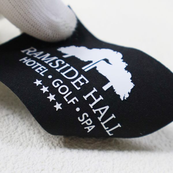 High-Quality Flat Silicone Transfer Sticker Durable Custom Brand Logo Tag for Garment Accessories