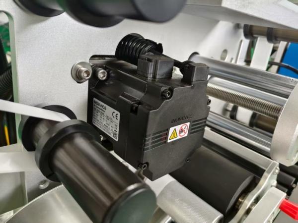 High-Speed Cosmetic Labeling Machine - Fully Automatic Sticker Labeling for 1-20ml Glass or Plastic Bottles with Taping and Printing Features