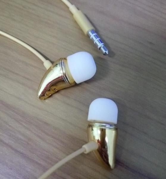 2017 best sellers metal earphone mobile-phone headphone in-ear earphone fashion Gremlins headphone