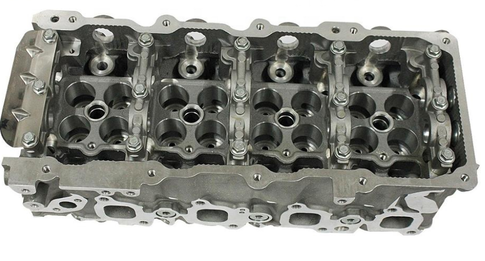 ZD30 K5MT 11039 MA70A Engines Spare Parts For NISSAN ATLEON CABSTAR