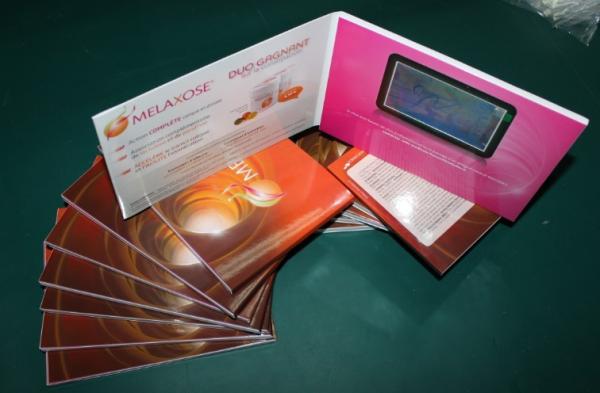 Rechargeable Battery Full colors digital video brochure for gift , 1.8 - 7