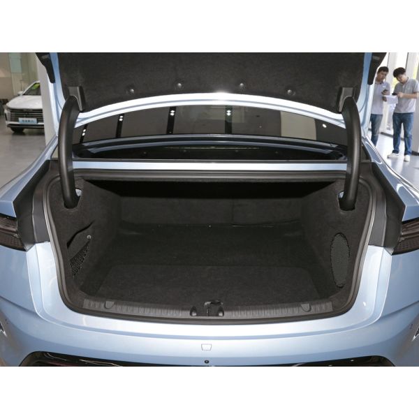 2150Kg Curb Weight 2022 BYD Seal 4WD 650km Electric Car EV Car for Your Business
