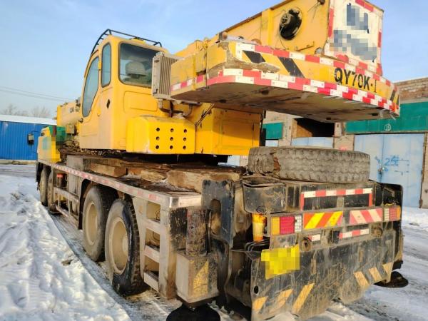 Année 2011 Orange Xg 70 Tonnes Grue mobile d'occasion Hauteur de levage maximale 40m Orange