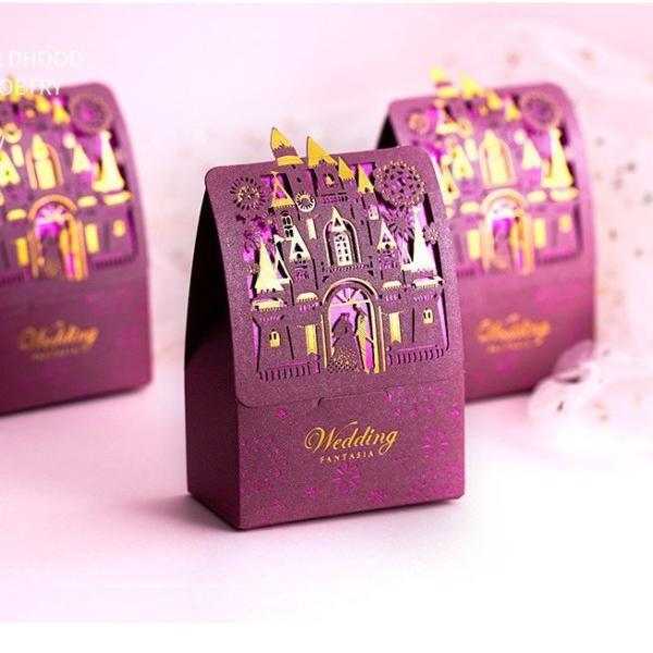 Cajas de favoritas de la boda del castillo de Fantasia estilo europeo Cajas de dulces huecas Decoración romántica de la boda