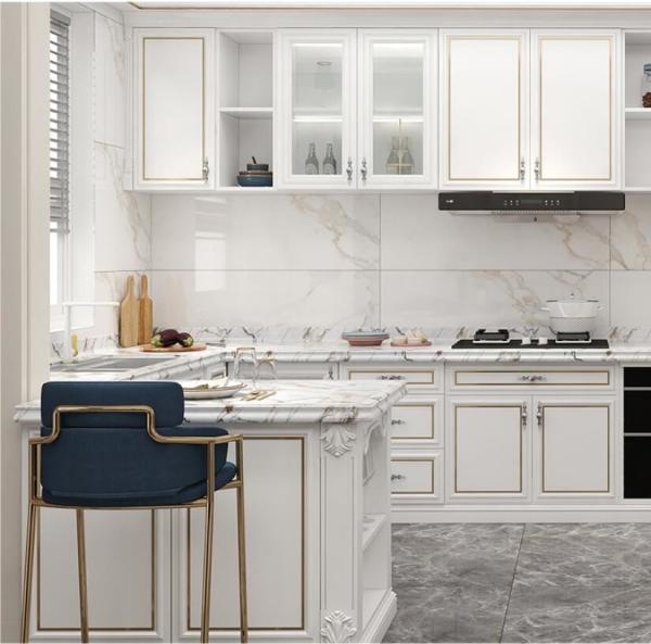 Contemporâneo de alto brilho branco dos armários de cozinha da madeira maciça do painel de 1.8cm com punho do metal