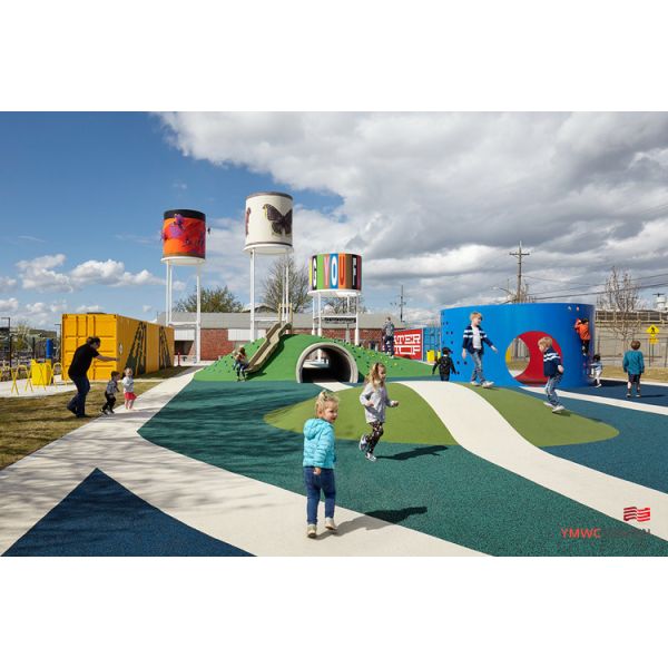 SCULPTURE of Outdoor Children's Playground Construction and Park Amusement Facilities