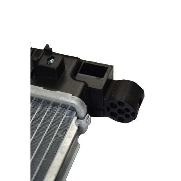 95298555 Système de refroidissement pour le tracker Chevrolet et le radiateur en aluminium Buick Encore MT