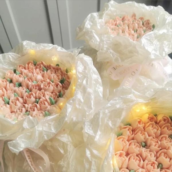 Versatile Bouquet Packing Paper in Korean Style Ideal for Flower Arrangements and Cake Baking