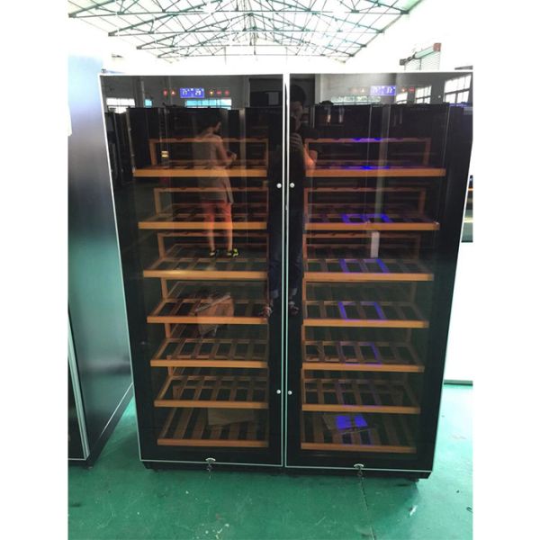 CE hinged glass door 110 bottles Wine Display Fridge