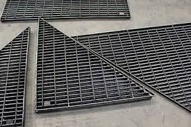 Catwalk Grid Steel Walkway Grating Hot Dip Galvanized Grating Plate
