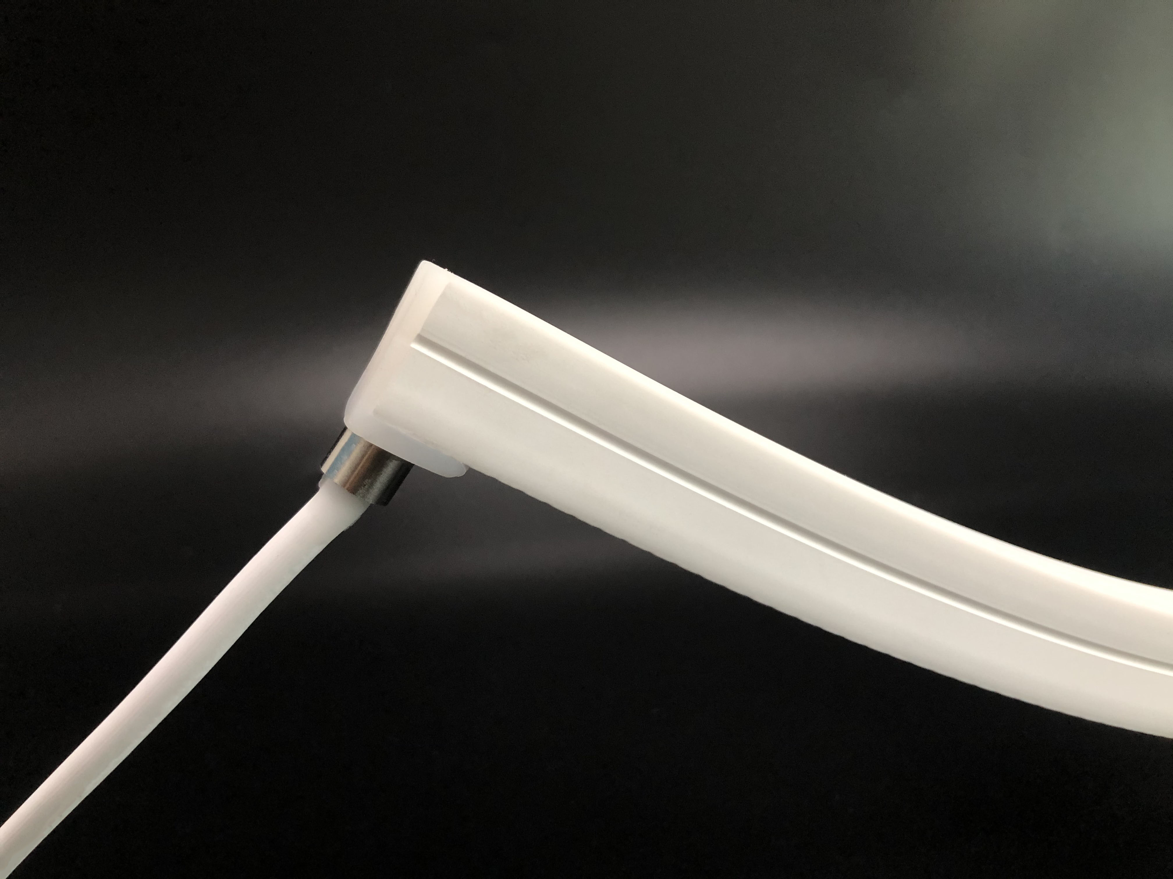 20*20 Лучший излучающий светодиодный флекс IP67 DC24V Led Neon Flex Strip с силиконовой трубкой
