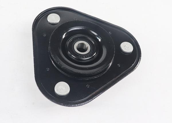 Le moteur est équipé d'un moteur à air comprimé à l'avant.