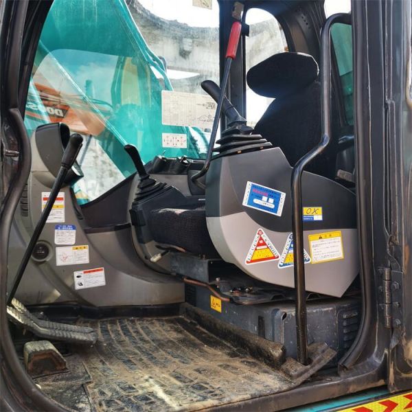 SK130-8 Kobelco 13 Ton Excavator Used Construction Machinery Convenient