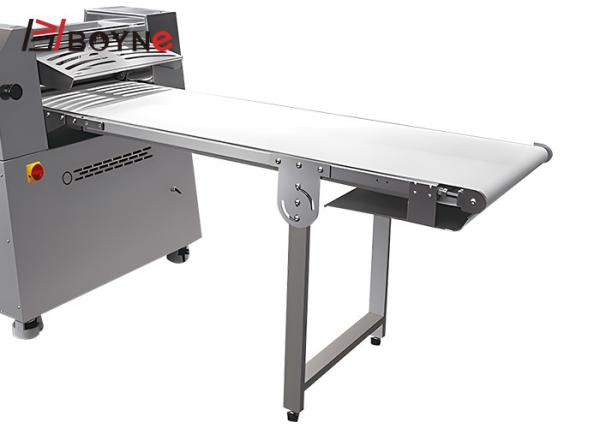 1.5kw Sheet Dough Roller Croissant Bakery Full Automatic Dough Roll Up Machine