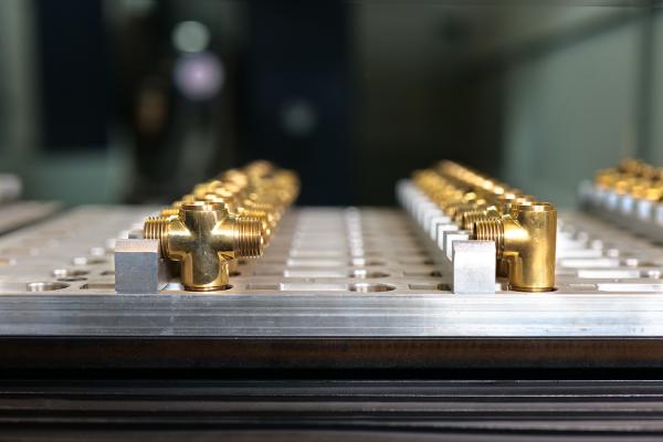 Robotic Polishing Solutions for Faucets, Sanitary Ware, Angle Valves & Door Handles – Automated Sanding & Polishing Machine Supplier