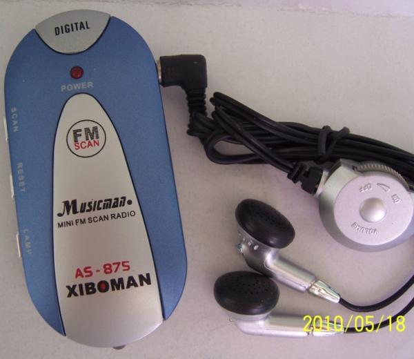 DC 5V Radio FM mignonne 3,5 mm Jack 88-108MHz Fréquence Mini Radio de poche