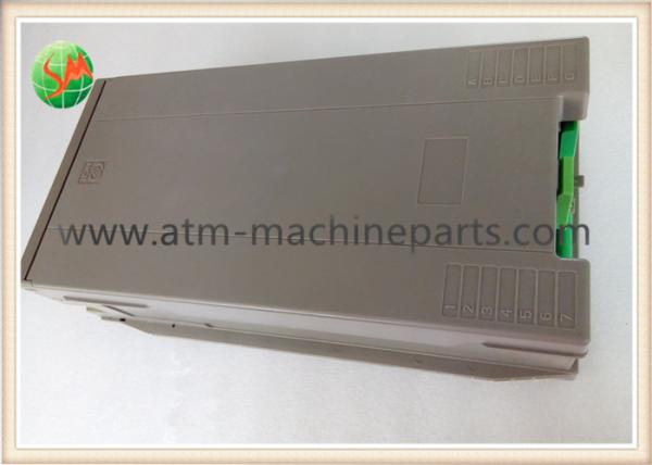 O NCR ATM parte a cor cinzenta 4450657664 445-0657664 da gaveta do NCR da máquina do atm do banco
