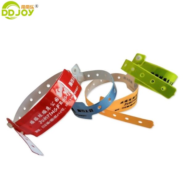 Custom Wristband as Request Black Soft PVC Wristbands with Custom Printing Artwork