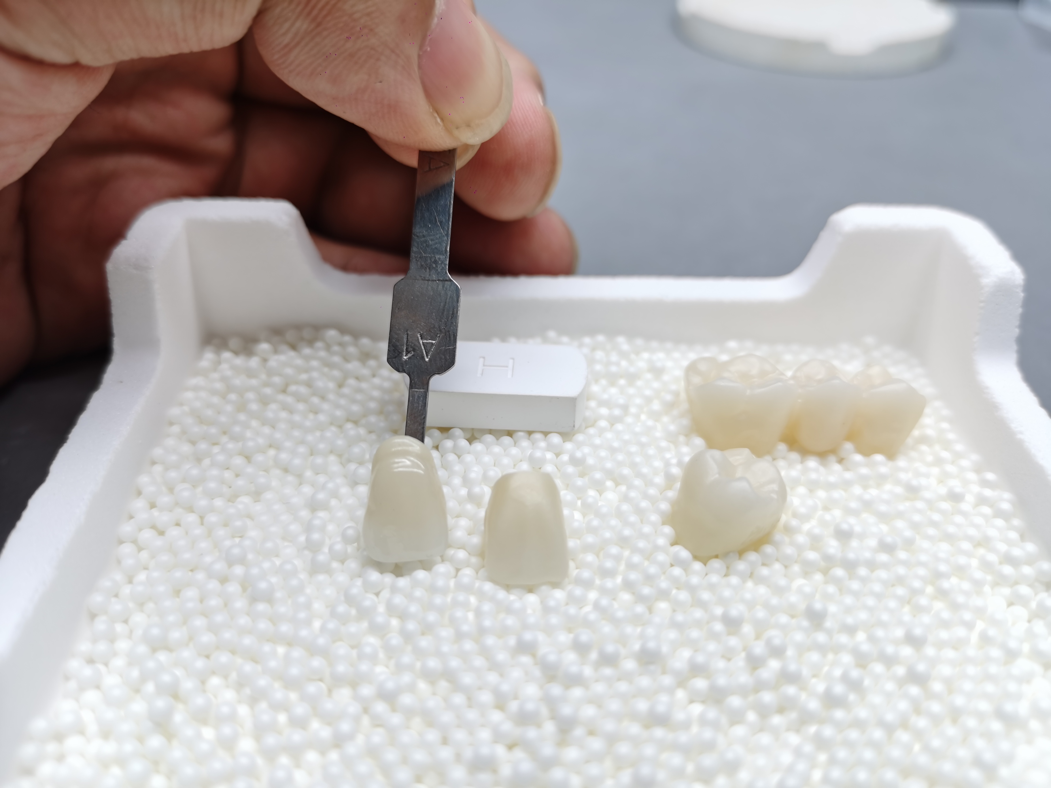 Pro разнослоистый блок Zirconia 1050Mpa зубоврачебный 3d для зубов облицовок