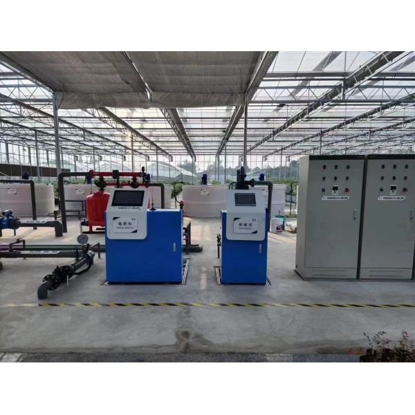 Hot-dip Galvanized Steel Frame Multi-span Hydroponic Greenhouse with Smart Irrigation System
