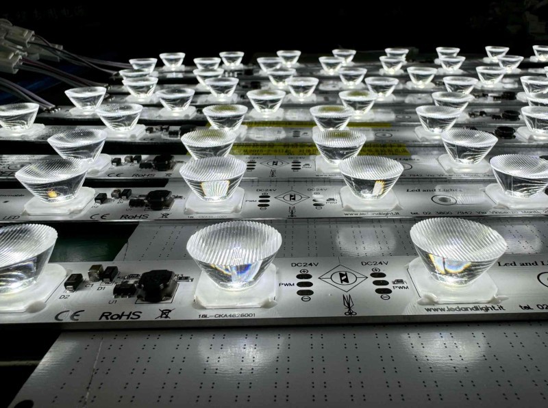 Osram Cree 8x50 Degrees Led Side Light Bar 24v 9leds 22w Rigid Strip For Light Box