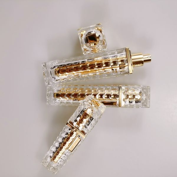 30 мл 50 мл 100 мл Золотая роскошная упаковка косметическая акриловая косметическая упаковка лосьон бутылка