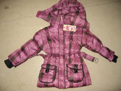 Apparel girl's padding jackets stock(coats,tops,children's clothing,children's garments,jackets stocks)