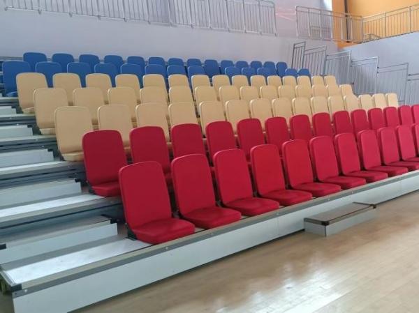 Telescopic Tiered Bleacher with Aisle and Handrail Plywood or PVC Flooring Option