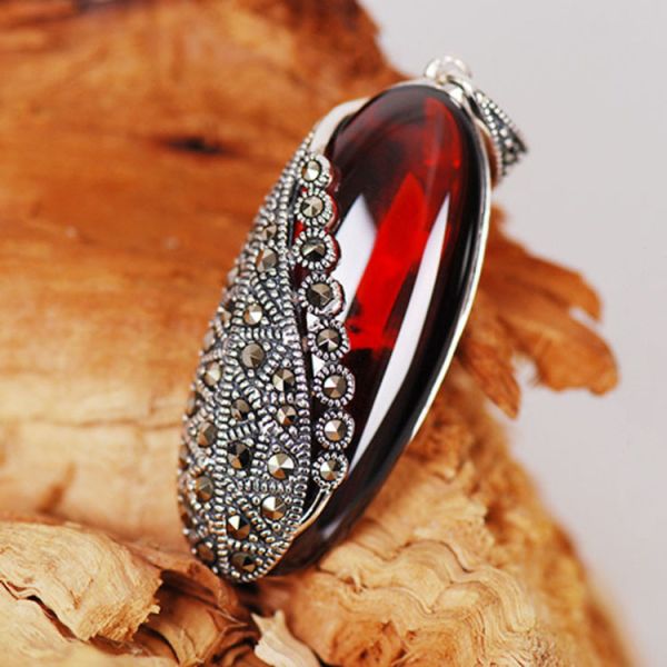 Vintage Thai  925 Silver Garnet Marcasite Pendant and 18 Inches Chain(N11065RED)