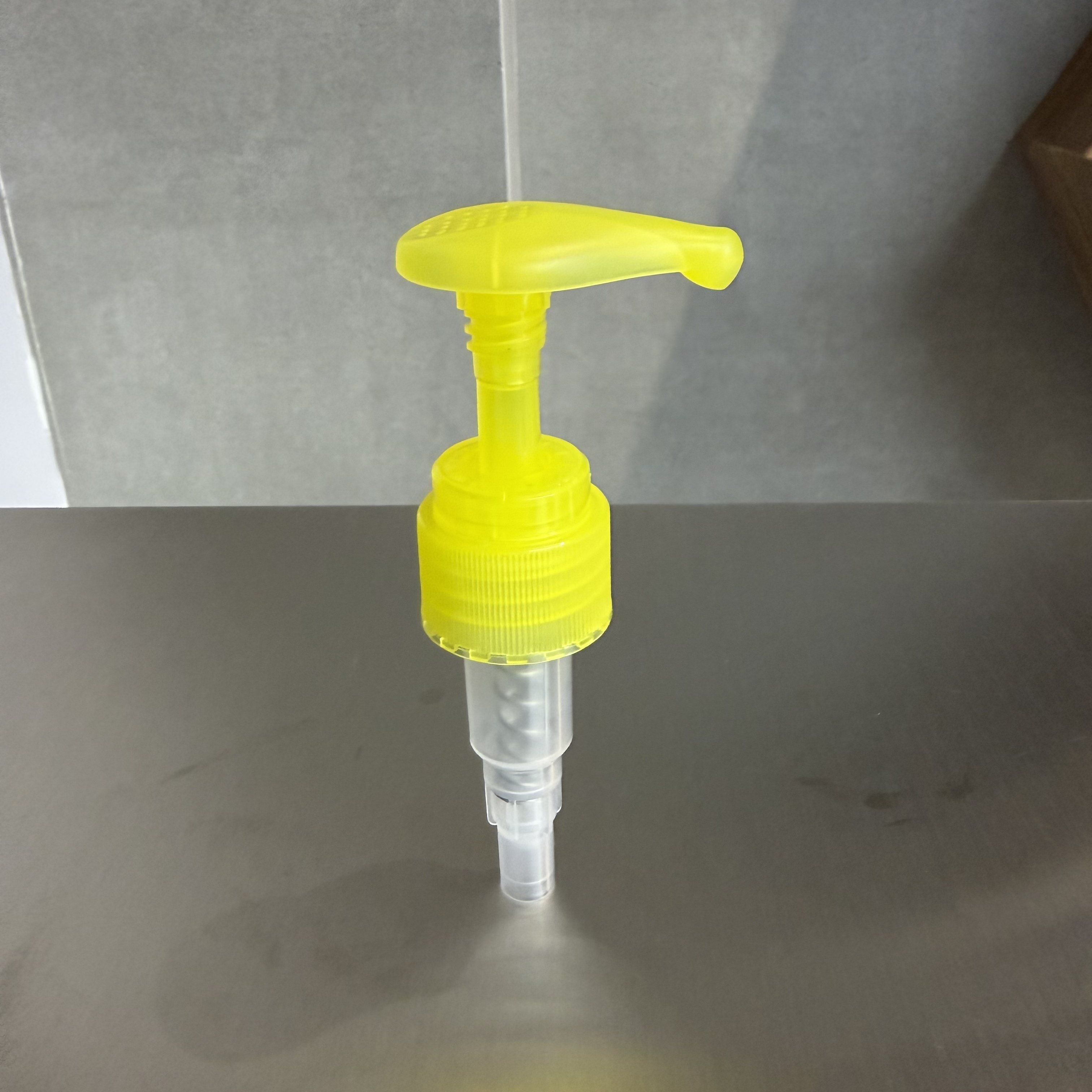 28/410 plastic lotion pump for babylotion babycare wash&shampoo