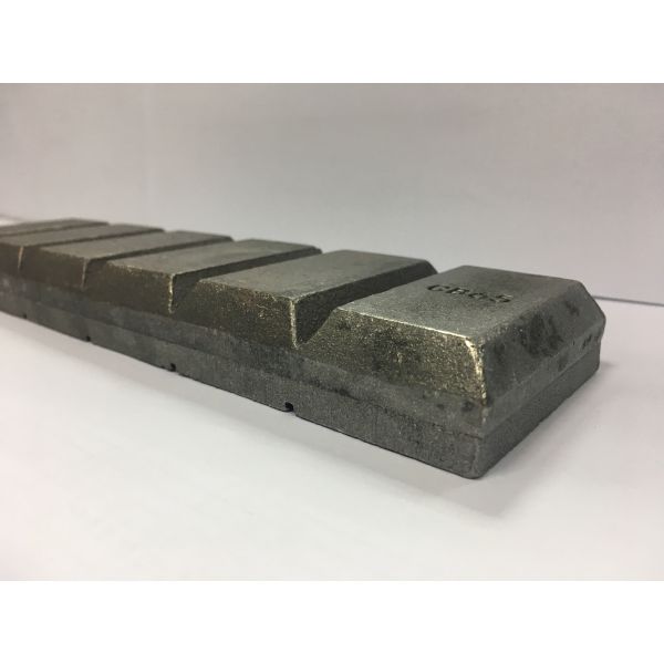 CB100 Chocolate Block Wear Part 240×100×23mm Heavy Equipment Wear Protection Component 3.9KG
