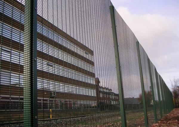 Anti Cut Heavy Duty 358 Rigid Mesh Anti Climb Fencing For School Security