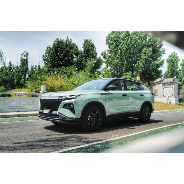 Experimenta el máximo confort y rendimiento con el DONGFENG AEOLUS HUGE 1.5L Hybrid