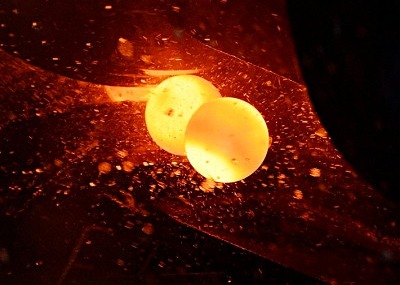 Chrome Steel Material Forged Mill Balls Grinding Media For Rock Grinding Machine Customized