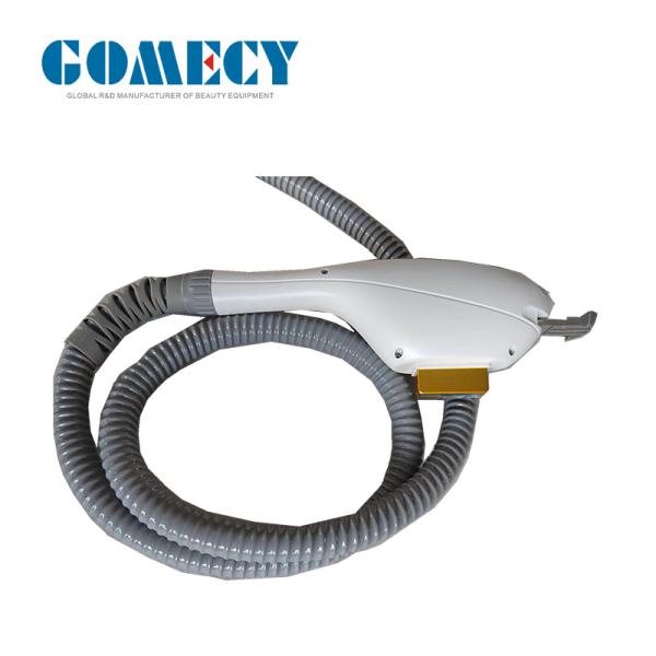 Máquina de remoção de pelos a laser Pico ND YAG 755nm 808nm 1064nm comprimento de onda