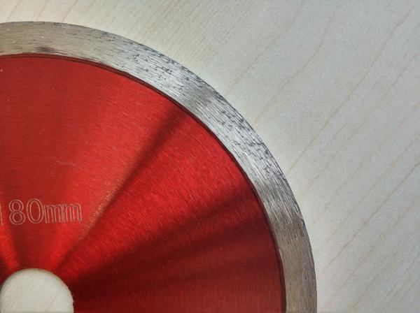 Diamond Stone Cutting Blades 180mm Sintered Saw Blade With Continuous Rim Segment