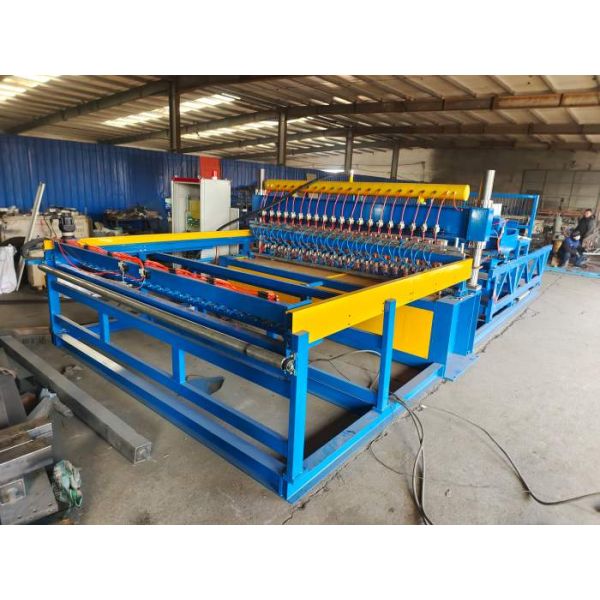 Hole Size 150*150mm Rebar 4-10mm Highway Bridge Rebar Wire Mesh Welding Machine