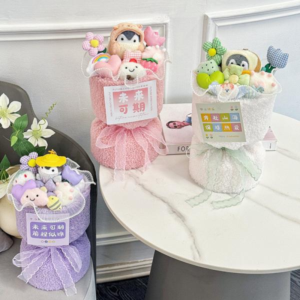 Children's Birthday Plush Doll Bouquet for Valentine's Day or Graduation Season Gift