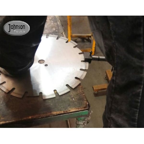 диамант вырезывания 900мм влажный конкретный увидел лезвия с технологией сваренной лазером