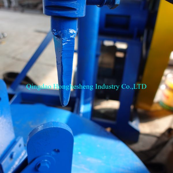 Semi Automatic Rubber Powder Making Machine For Waste Truck Tire Recycling