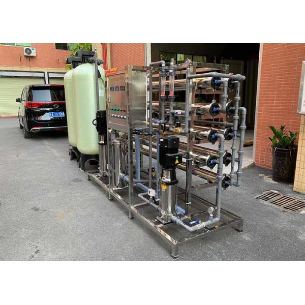 Hot Sale 2000L/H Water Purification Plant Industrial Water Reverse Osmosis System Drinking Water Filter