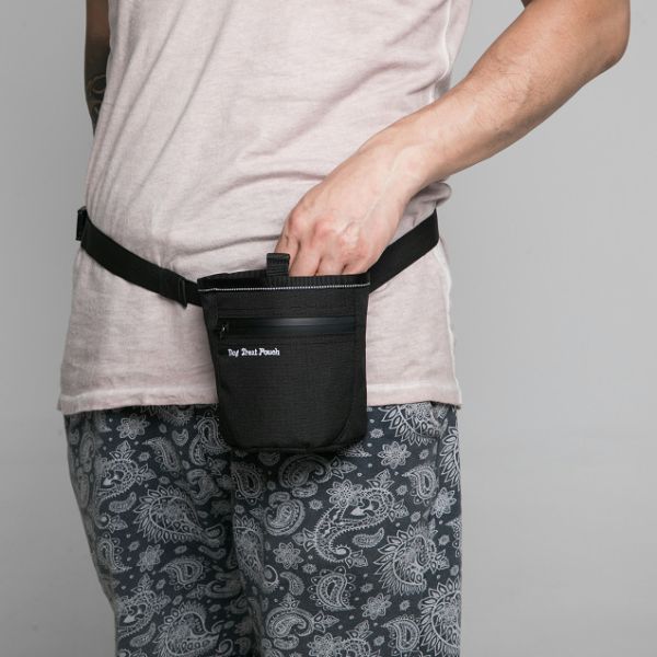 Sac pour chiens et animaux de compagnie Entraînement à la marche Hip Fanny Pack avec distributeur et chiens de tissu