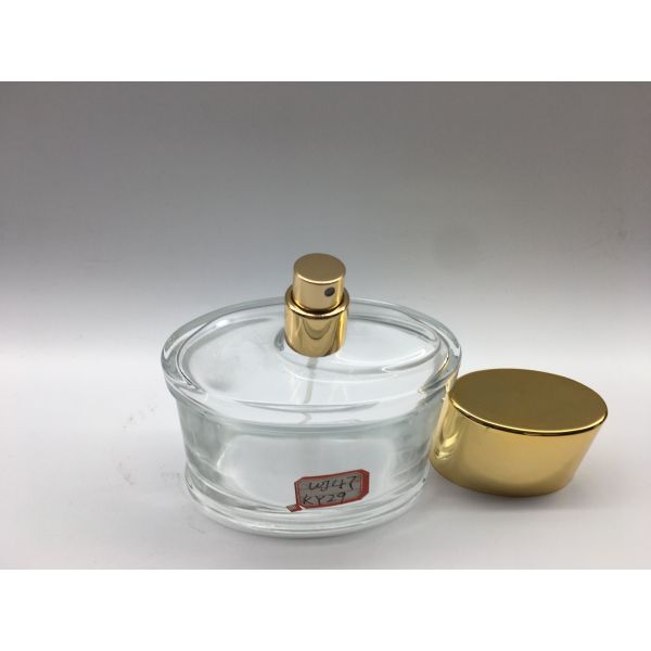 Oem Gradient Luxury Perfume Bottle Electroplating UV With Metallic Gold Atomizer