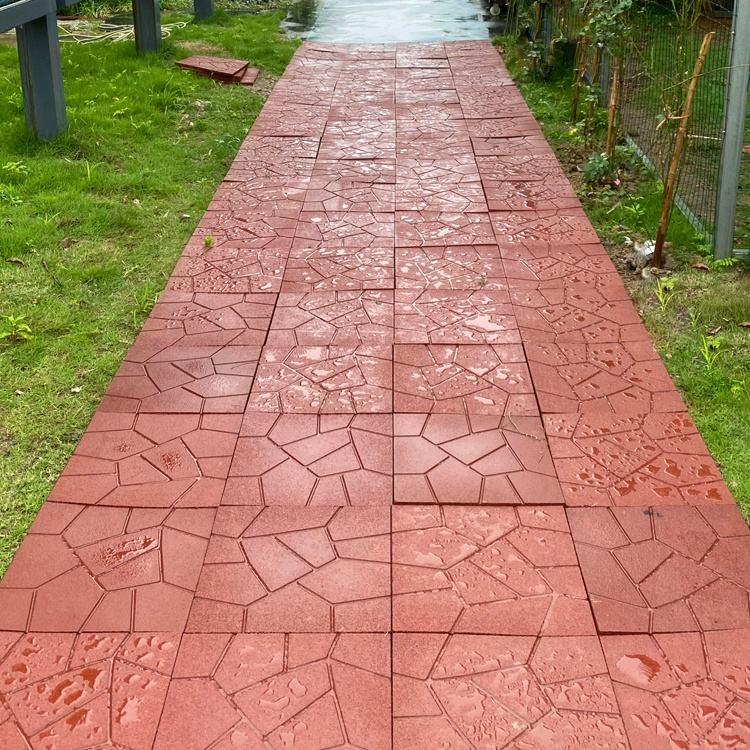 Sun-Resistant & Eco-Friendly Outdoor Rubber Flooring Tiles - Suitable for Playgrounds, Parks, Schools