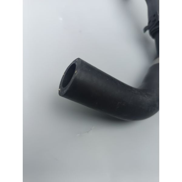 Genuine quality engine oil cooling hose 1712 7556 924 for BMW