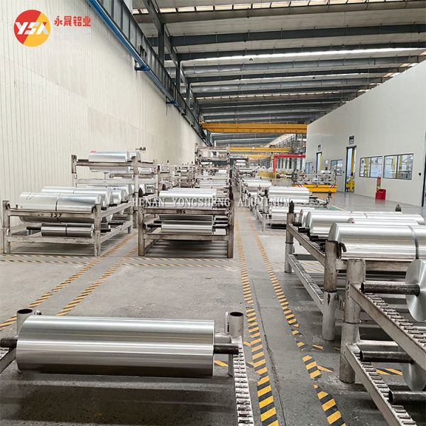 8006 Сплав H22 100mic Алюминиевая фольга Jumbo Roll Файлы для контейнеров пищевого качества